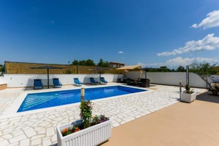 Villa Luka Donje Rastane Exteriér fotografie